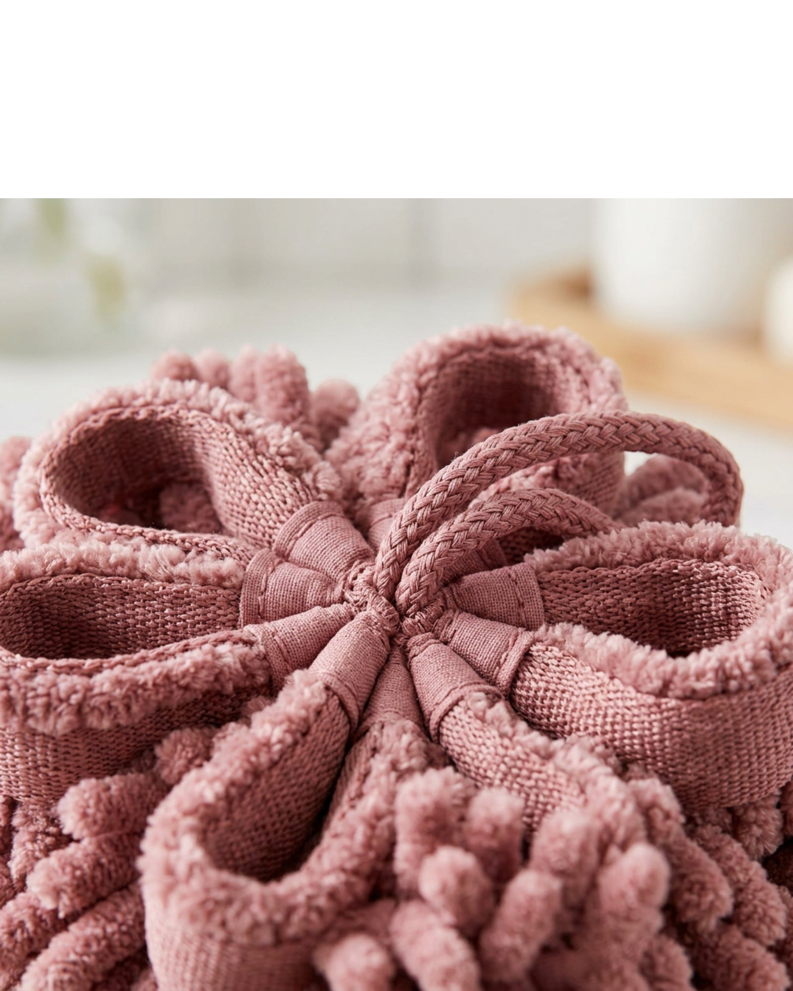Pndwr Chenille Loop Rosette Bath Ball Dusty Rose - Detail view